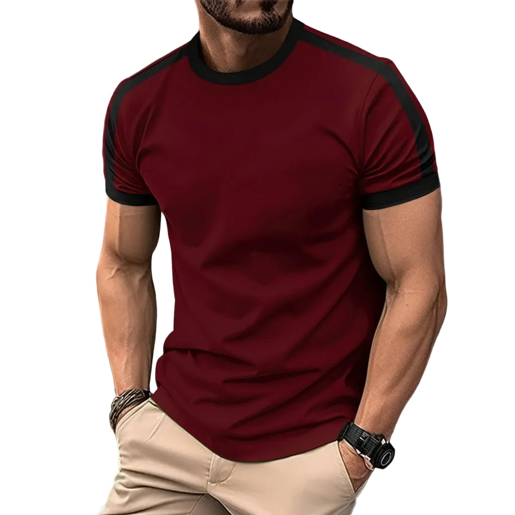 Detail of the ribbed collar on the men's short-sleeve sports shirt